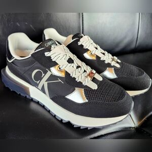 Calvin Klein "Magalee" Sneakers Sz10M Brand NIB 👌